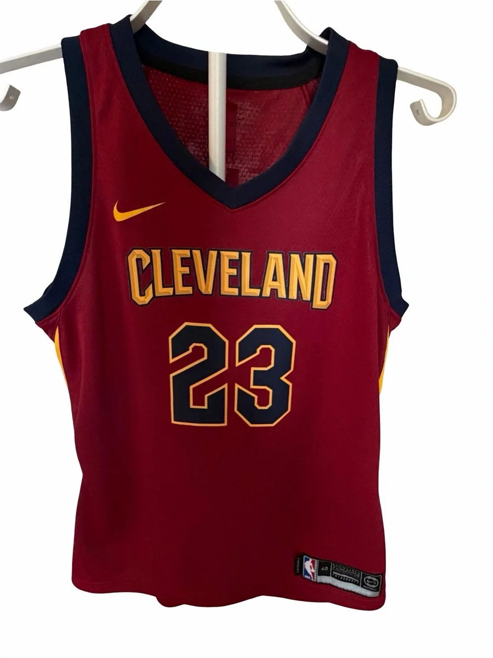 Nike LeBron James #23 Cleveland Cavaliers NBA Jersey Men’s M Size 40 Like New